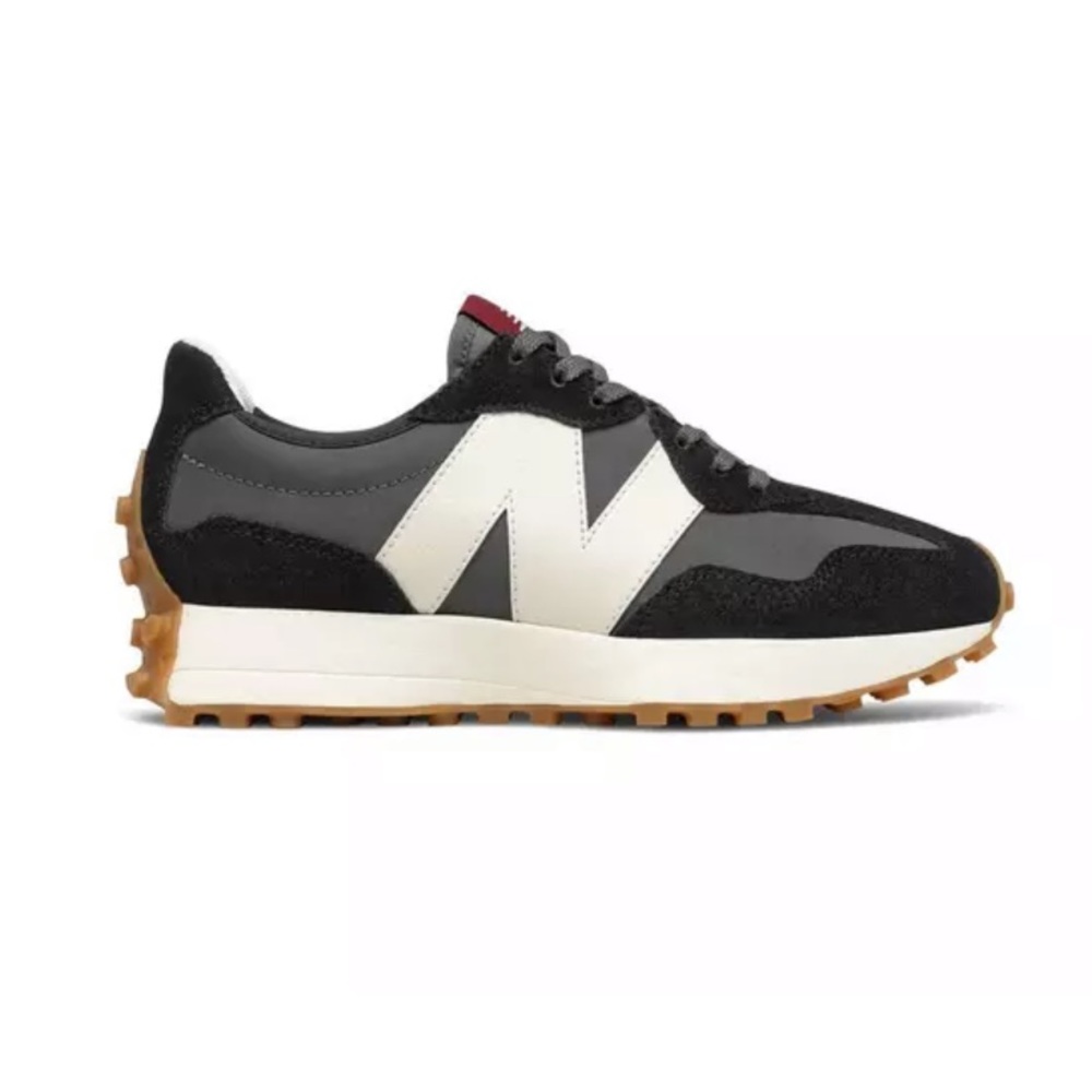 New balance 327 size 6.5 black / moon beam